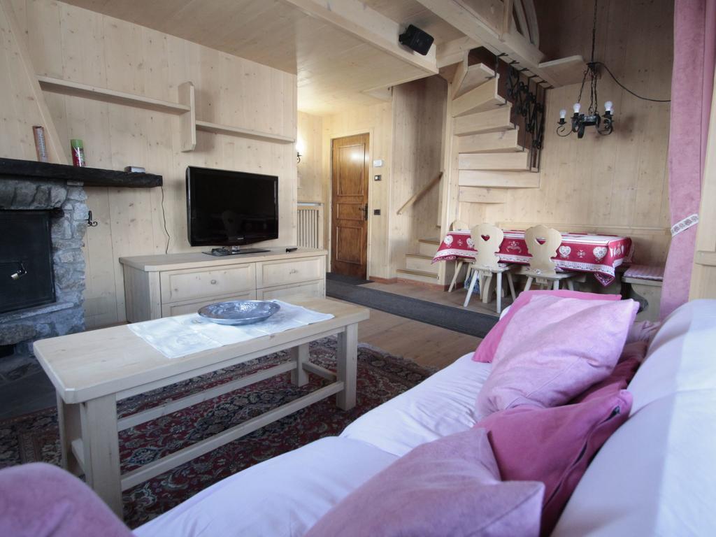 Tranquil Holiday Home In Livigno Italy Near Ski Area المظهر الخارجي الصورة